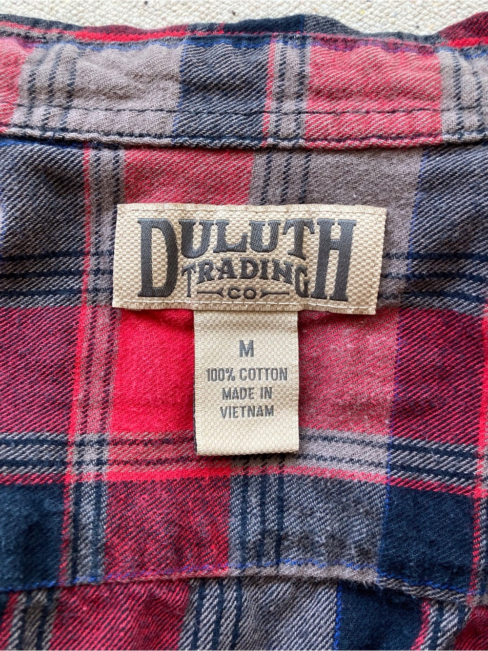 Duluth Trading Co, Custom Upcycled Flannel Shacket, Medium, Grunge, Red Plaid - Picture 6 of 11